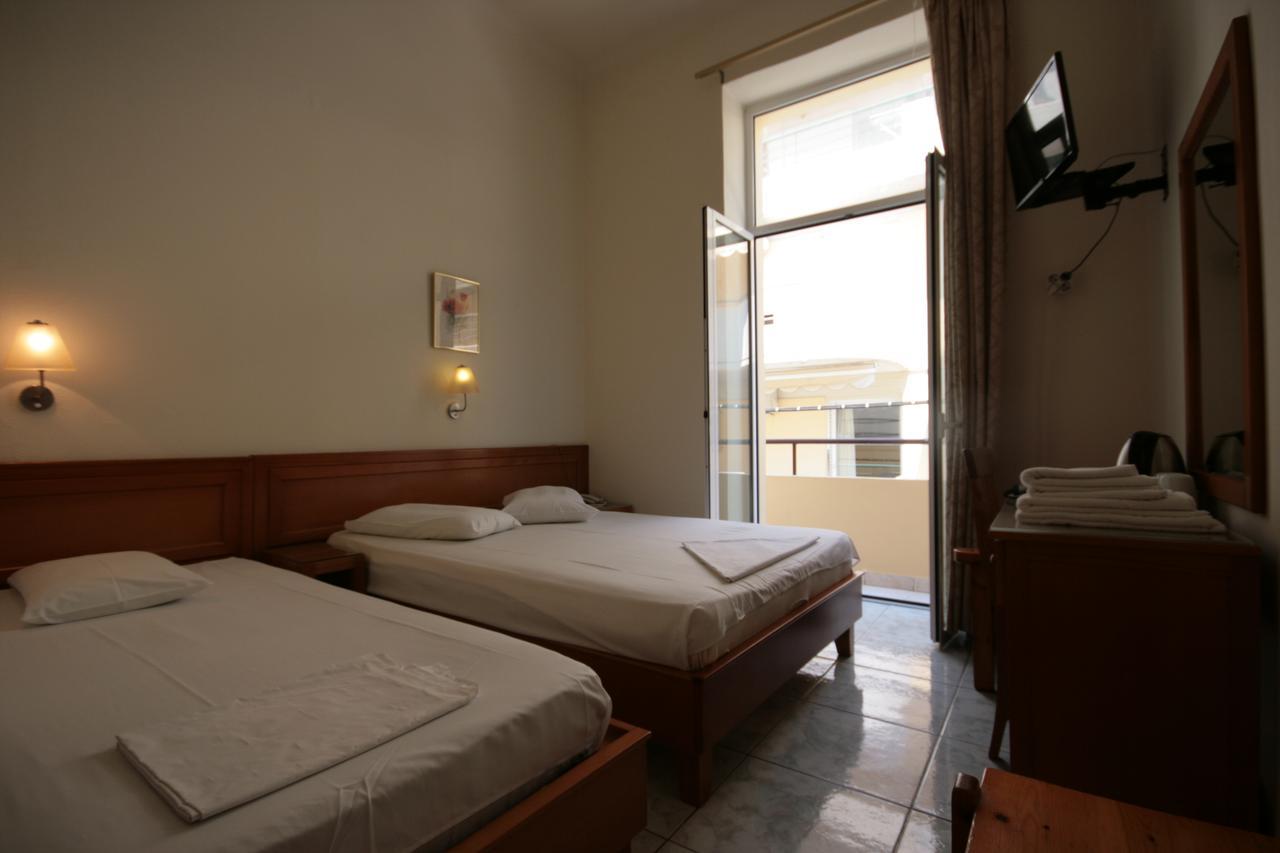 Lena Hotel Heraklion Exteriör bild