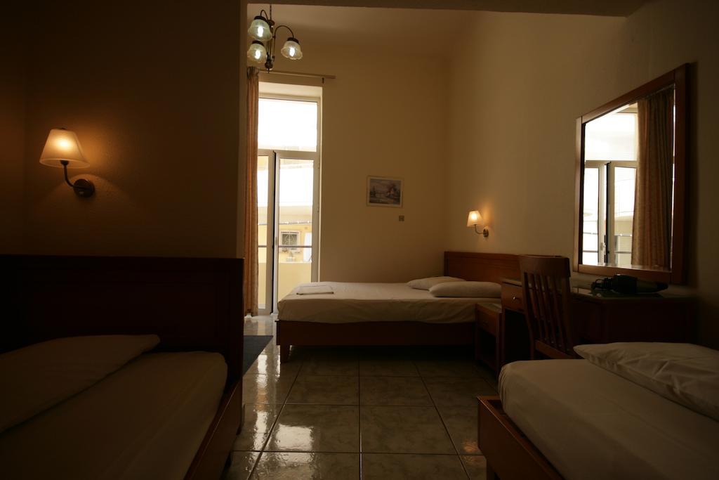 Lena Hotel Heraklion Exteriör bild